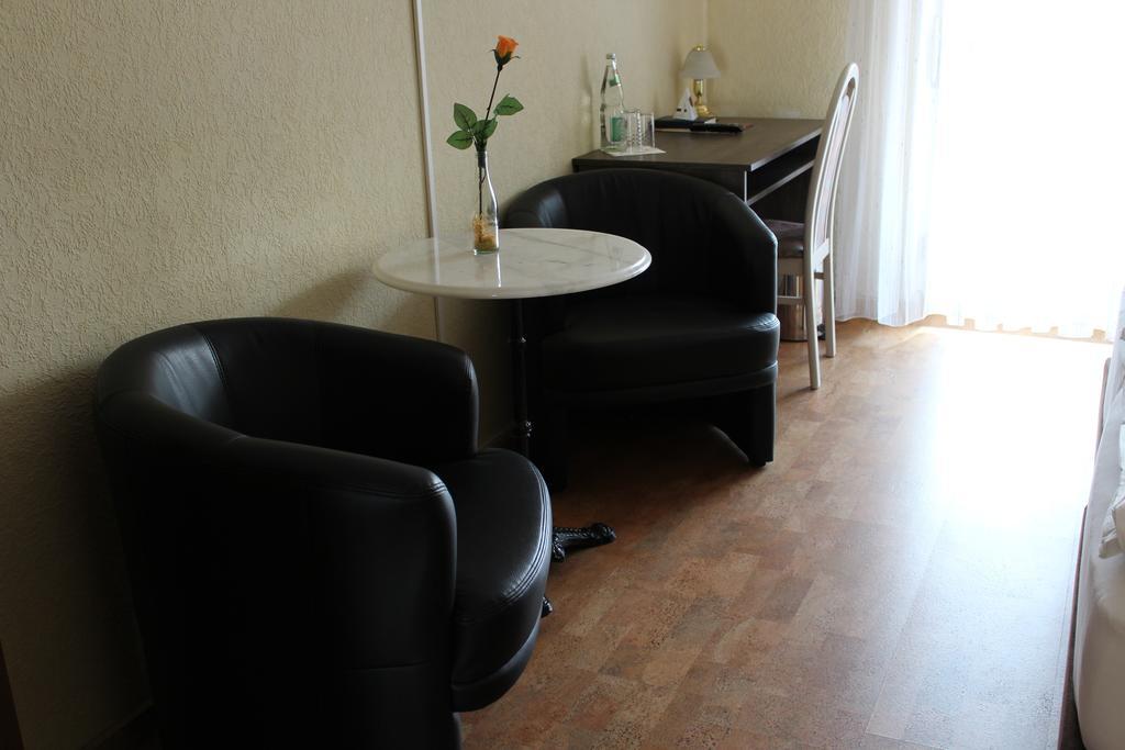 Hotel Gasthof Roessle Rottenburg am Neckar Bagian luar foto