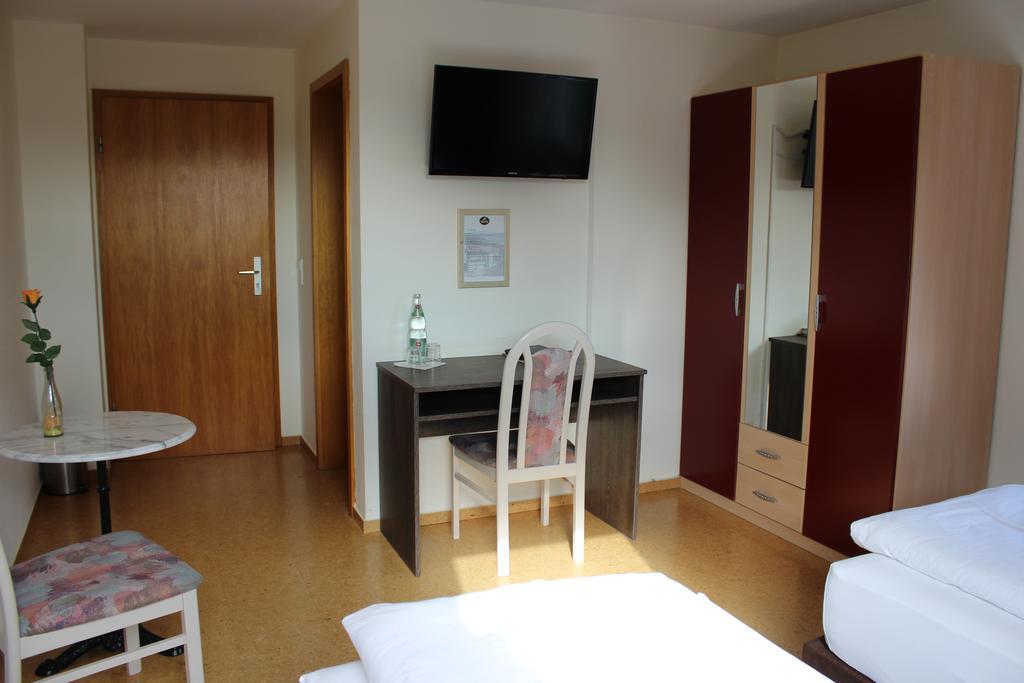 Hotel Gasthof Roessle Rottenburg am Neckar Bagian luar foto