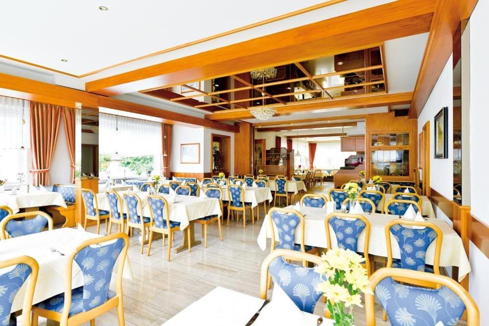 Hotel Gasthof Roessle Rottenburg am Neckar Bagian luar foto