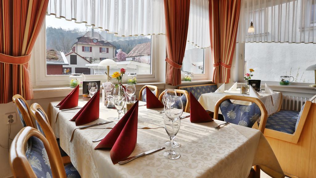 Hotel Gasthof Roessle Rottenburg am Neckar Bagian luar foto